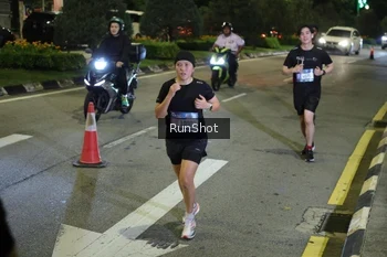 Runner Photo 4237685