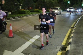 Runner Photo 4237688