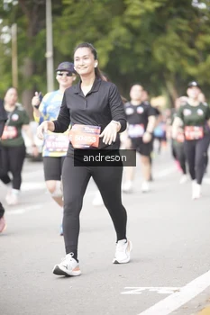 Runner Photo 4237692
