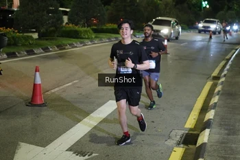 Runner Photo 4237698
