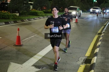 Runner Photo 4237702