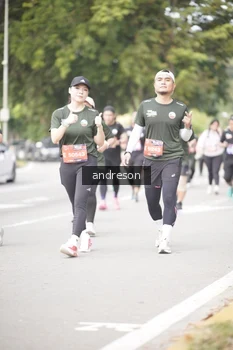 Runner Photo 4237710