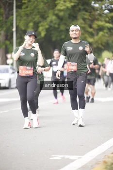 Runner Photo 4237733