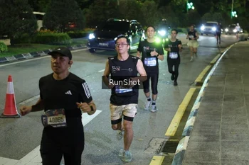 Runner Photo 4237740
