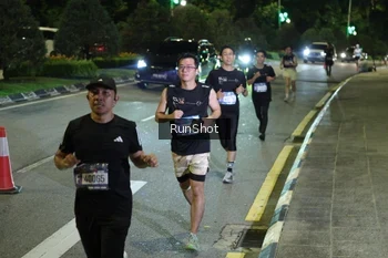 Runner Photo 4237743