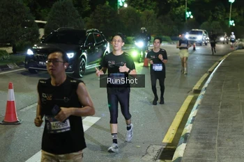 Runner Photo 4237747