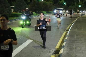 Runner Photo 4237752