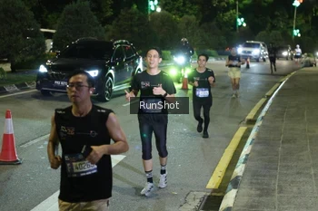 Runner Photo 4237754