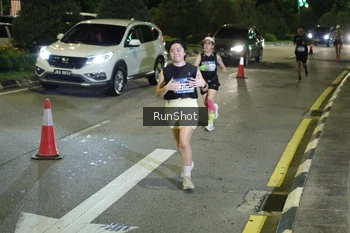 Runner Photo 4237788
