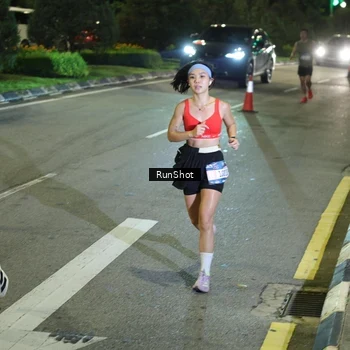 Runner Photo 4237822