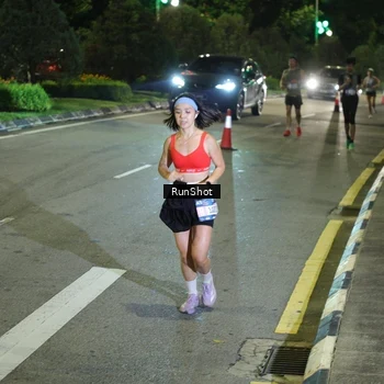 Runner Photo 4237823