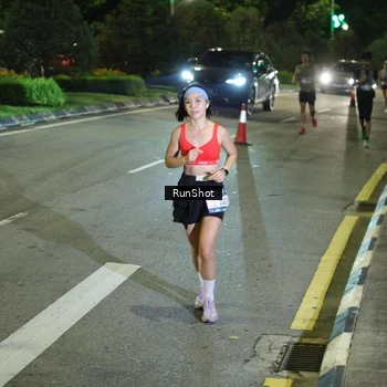 Runner Photo 4237824