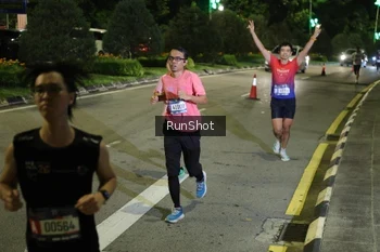Runner Photo 4237855