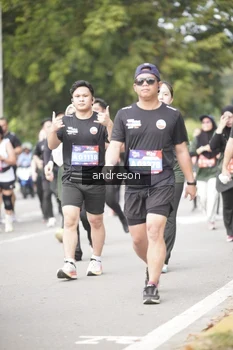 Runner Photo 4237860