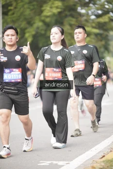 Runner Photo 4237888
