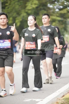 Runner Photo 4237893