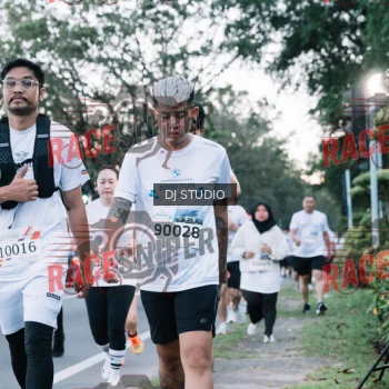 Runner Photo 423792