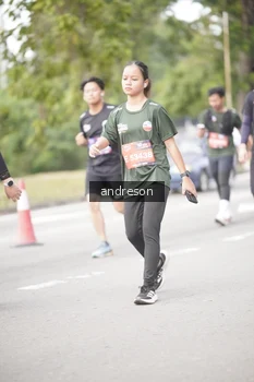 Runner Photo 4237921