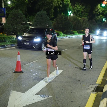 Runner Photo 4238018