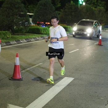 Runner Photo 4238046