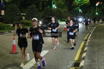 Runner Photo 4238061