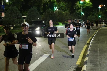 Runner Photo 4238063