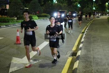 Runner Photo 4238074