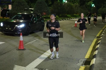 Runner Photo 4238081