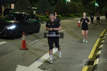 Runner Photo 4238082