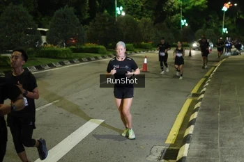 Runner Photo 4238088