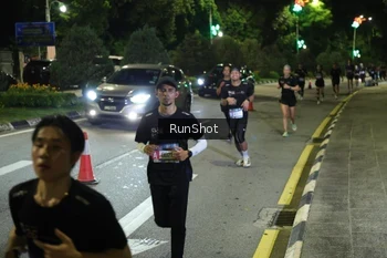 Runner Photo 4238089