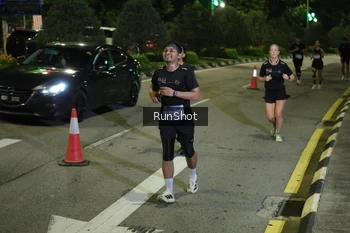 Runner Photo 4238092