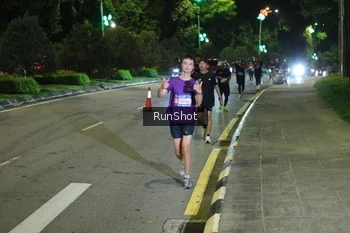 Runner Photo 4238105