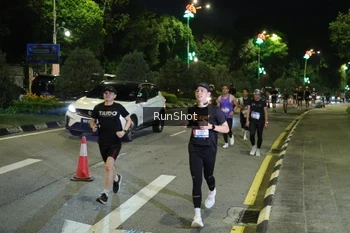 Runner Photo 4238147