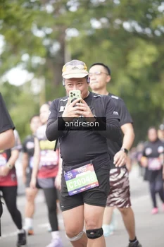 Runner Photo 4238290