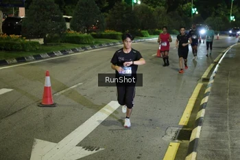 Runner Photo 4238293