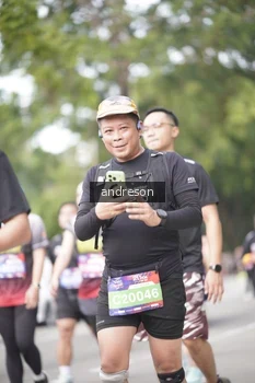 Runner Photo 4238294