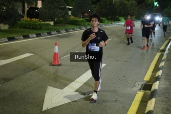 Runner Photo 4238299