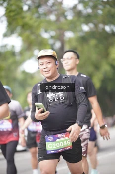 Runner Photo 4238300