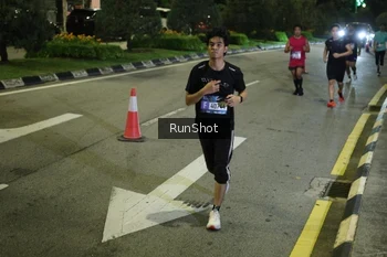 Runner Photo 4238301