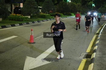 Runner Photo 4238311