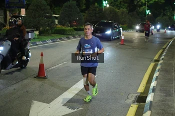 Runner Photo 4238338