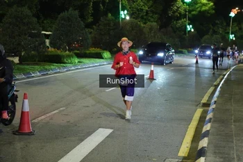 Runner Photo 4238341