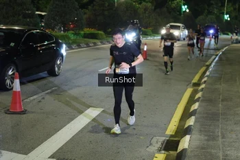 Runner Photo 4238350