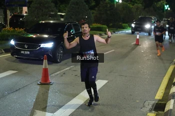 Runner Photo 4238450