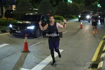 Runner Photo 4238451