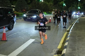 Runner Photo 4238456