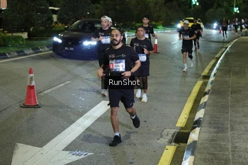 Runner Photo 4238468