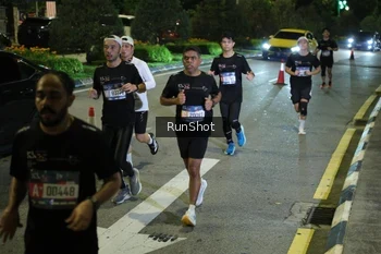 Runner Photo 4238475
