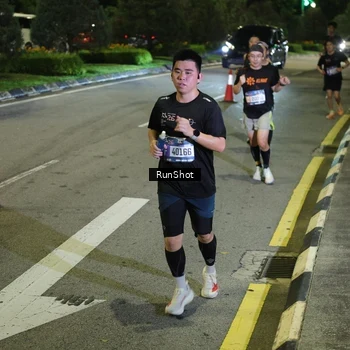 Runner Photo 4238519